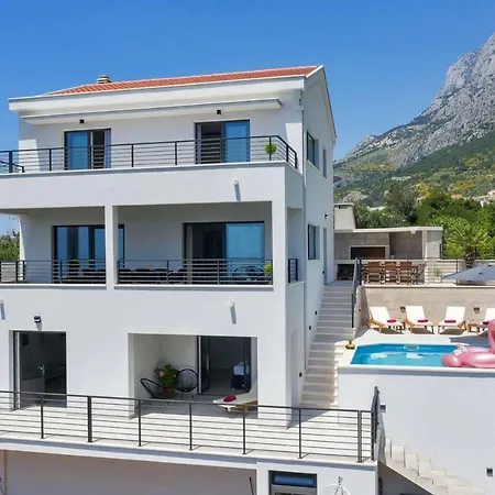 Villa Romance Villa *
