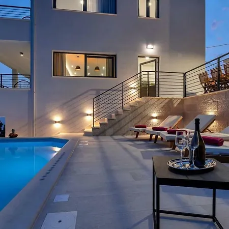 Villa Romance Villa *